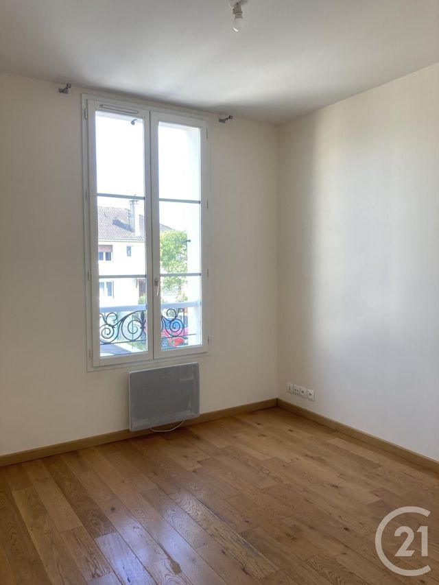 Appartement &agrave; louer - 3 pi&egrave;ces - 42,45 m2 - Avon - 77 - ILE-DE-FRANCE