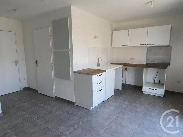 Appartement F1 à louer AVON