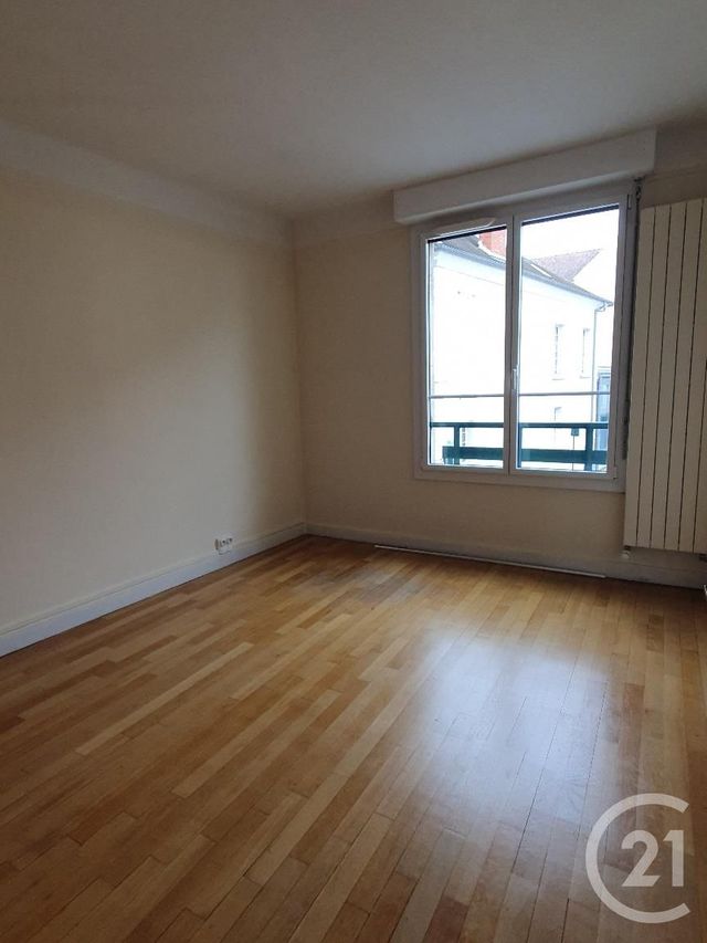 Appartement 4 pièces &agrave; louer - 4 pi&egrave;ces - 93,46 m2 - Fontainebleau - 77 - ILE-DE-FRANCE