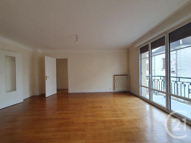 Appartement 4 pièces &agrave; louer - 4 pi&egrave;ces - 93,46 m2 - Fontainebleau - 77 - ILE-DE-FRANCE