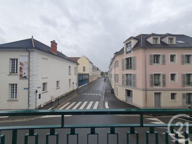 Appartement 4 pièces &agrave; louer - 4 pi&egrave;ces - 93,46 m2 - Fontainebleau - 77 - ILE-DE-FRANCE
