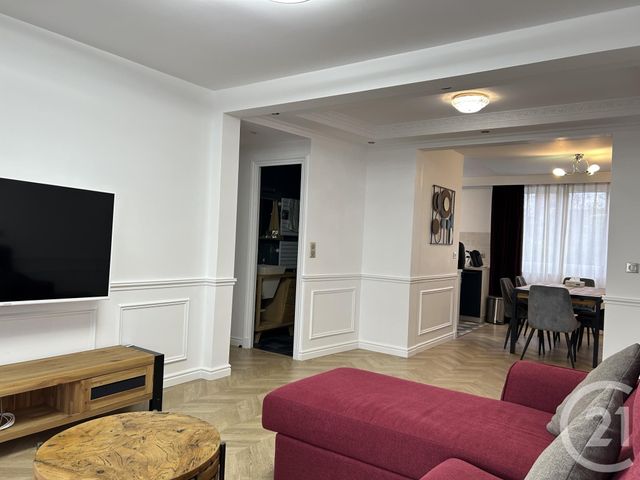 Appartement 5 pieces &agrave; louer - 5 pi&egrave;ces - 80,16 m2 - Fontainebleau - 77 - ILE-DE-FRANCE