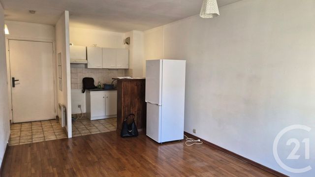 Appartement Autre &agrave; louer - 2 pi&egrave;ces - 38,35 m2 - Fontainebleau - 77 - ILE-DE-FRANCE