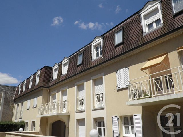 Appartement Autre à louer FONTAINEBLEAU