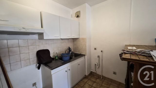Appartement Autre &agrave; louer - 2 pi&egrave;ces - 38,35 m2 - Fontainebleau - 77 - ILE-DE-FRANCE