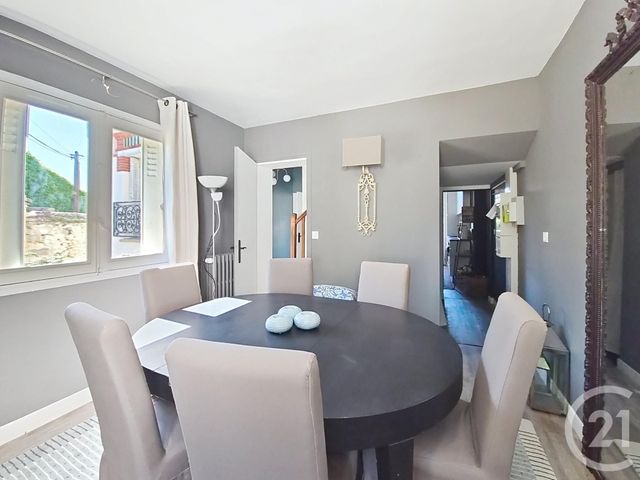 Maison &agrave; louer - 6 pi&egrave;ces - 118,33 m2 - Fontainebleau - 77 - ILE-DE-FRANCE