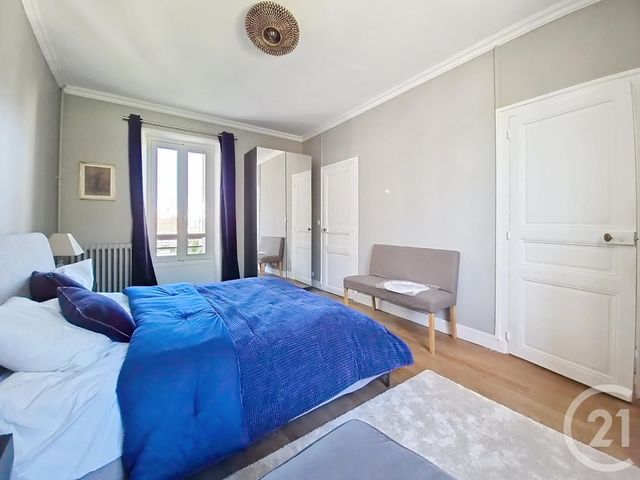 Maison &agrave; louer - 6 pi&egrave;ces - 118,33 m2 - Fontainebleau - 77 - ILE-DE-FRANCE