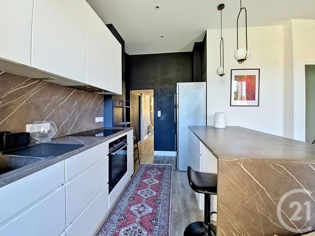 Maison &agrave; louer - 6 pi&egrave;ces - 118,33 m2 - Fontainebleau - 77 - ILE-DE-FRANCE