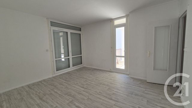 Appartement F3 à louer AVON