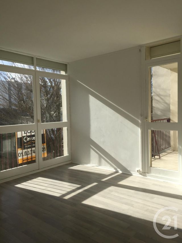 Appartement F3 &agrave; louer - 3 pi&egrave;ces - 58,94 m2 - Avon - 77 - ILE-DE-FRANCE