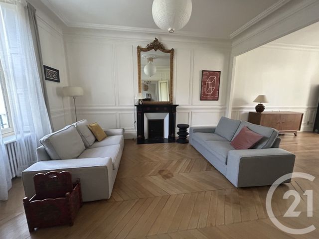 Maison &agrave; louer - 10 pi&egrave;ces - 279,78 m2 - Fontainebleau - 77 - ILE-DE-FRANCE