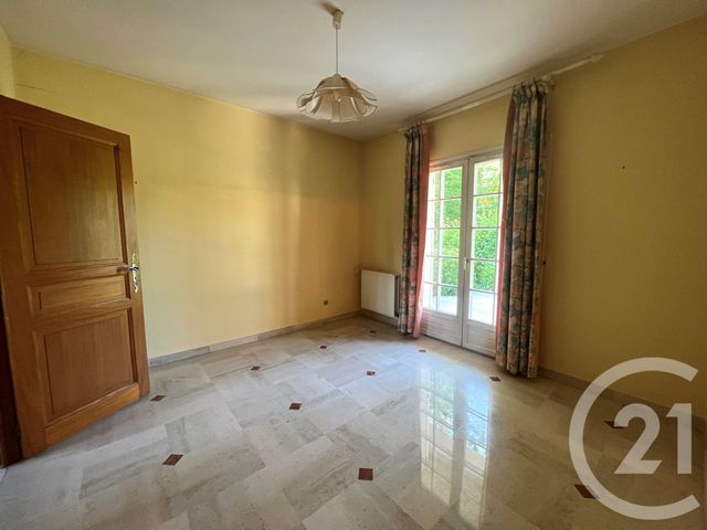 Maison &agrave; louer - 6 pi&egrave;ces - 174,14 m2 - Bois Le Roi - 77 - ILE-DE-FRANCE