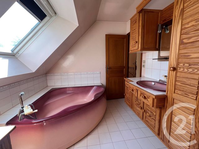 Maison &agrave; louer - 6 pi&egrave;ces - 174,14 m2 - Bois Le Roi - 77 - ILE-DE-FRANCE
