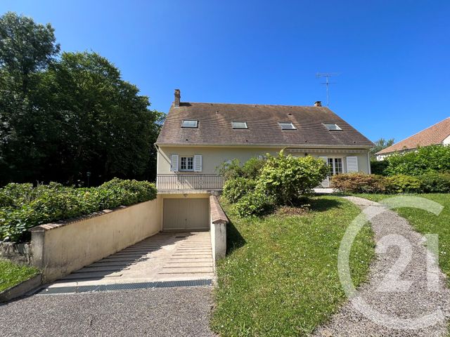 Maison &agrave; louer - 6 pi&egrave;ces - 174,14 m2 - Bois Le Roi - 77 - ILE-DE-FRANCE