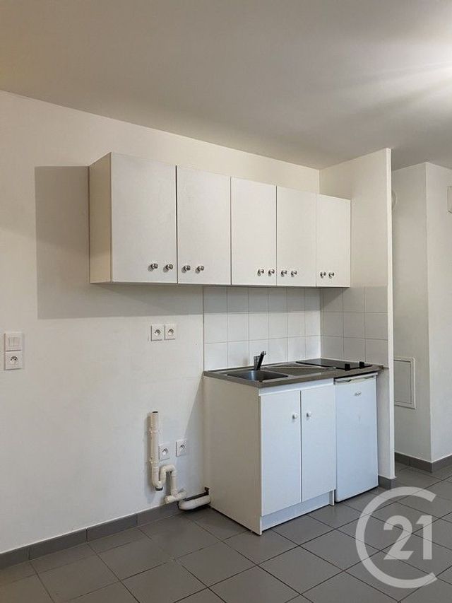 Appartement 2 pièces &agrave; louer - 2 pi&egrave;ces - 37,09 m2 - Avon - 77 - ILE-DE-FRANCE