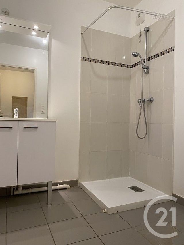 Appartement 2 pièces &agrave; louer - 2 pi&egrave;ces - 37,09 m2 - Avon - 77 - ILE-DE-FRANCE