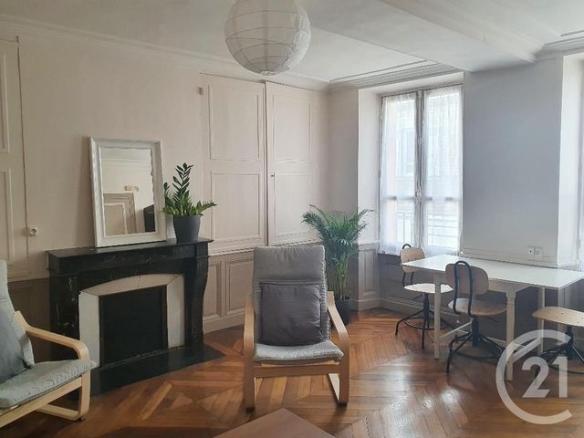 Appartement F2 &agrave; louer - 2 pi&egrave;ces - 43,54 m2 - Fontainebleau - 77 - ILE-DE-FRANCE