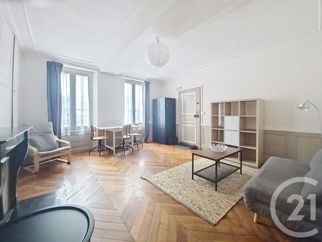 Appartement F2 à louer FONTAINEBLEAU
