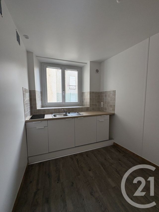 Appartement Studio &agrave; louer - 1 pi&egrave;ce - 29,71 m2 - Melun - 77 - ILE-DE-FRANCE