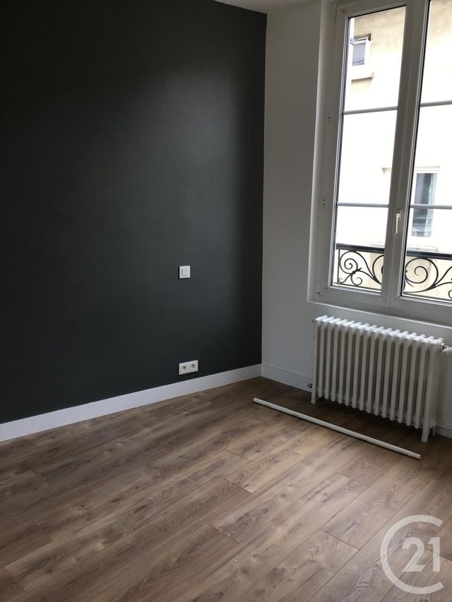 Appartement 2 pièces &agrave; louer - 2 pi&egrave;ces - 42,20 m2 - Fontainebleau - 77 - ILE-DE-FRANCE