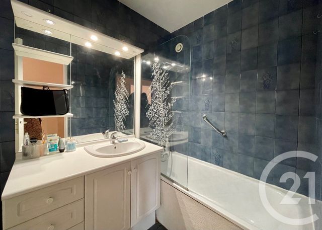 Appartement F3 &agrave; louer - 3 pi&egrave;ces - 64,24 m2 - Avon - 77 - ILE-DE-FRANCE