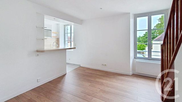 Appartement Duplex à louer LA CHAPELLE LA REINE