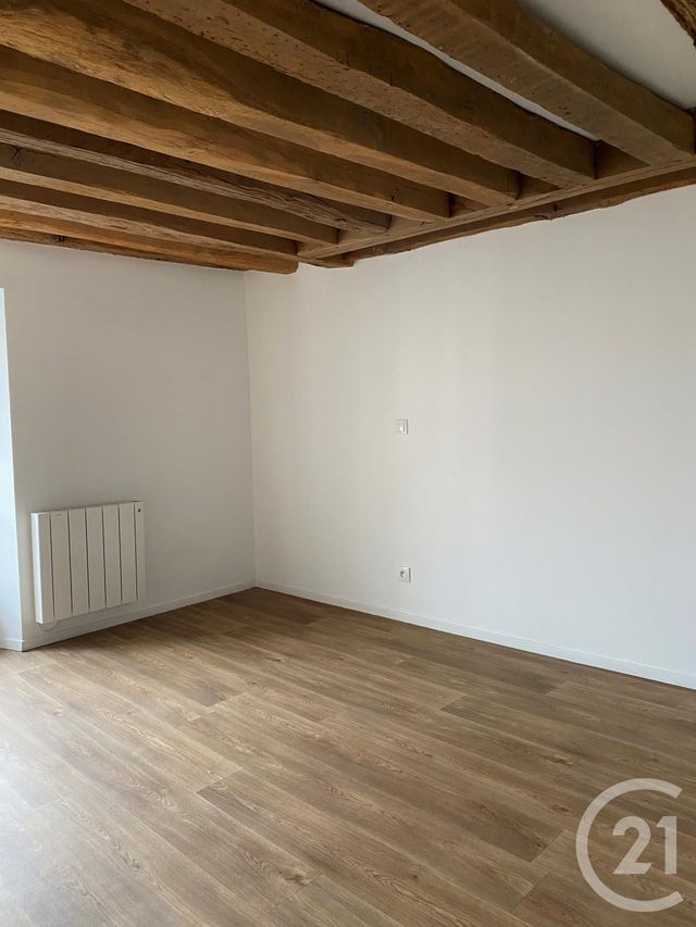 Appartement 2 pièces &agrave; louer - 2 pi&egrave;ces - 47,41 m2 - Fontainebleau - 77 - ILE-DE-FRANCE