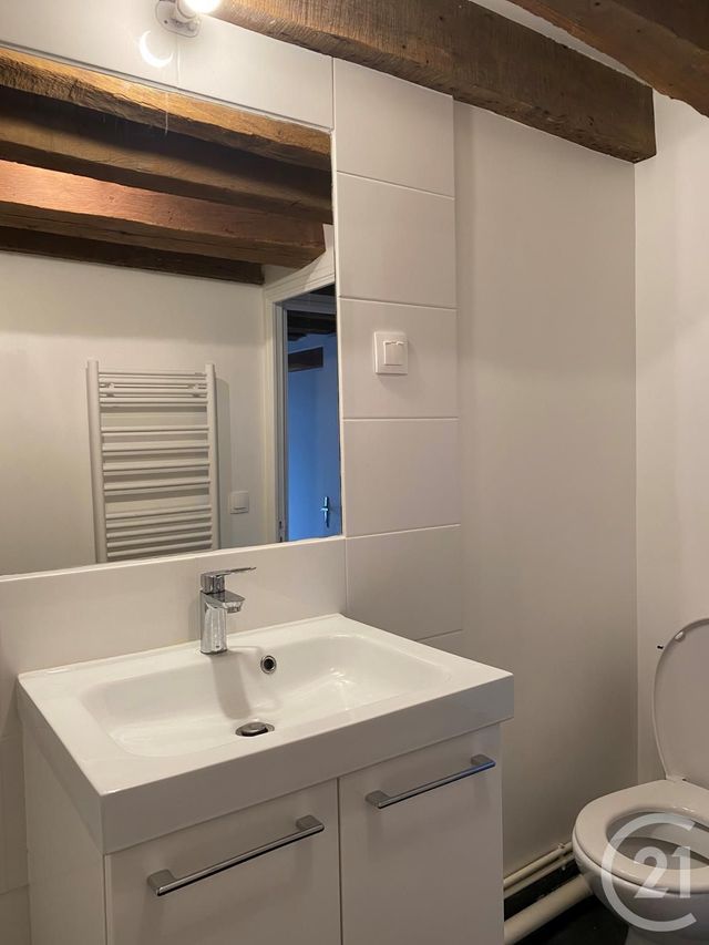Appartement 2 pièces &agrave; louer - 2 pi&egrave;ces - 47,41 m2 - Fontainebleau - 77 - ILE-DE-FRANCE