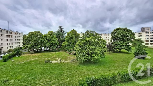 Appartement 3 pièces &agrave; louer - 3 pi&egrave;ces - 52 m2 - Avon - 77 - ILE-DE-FRANCE