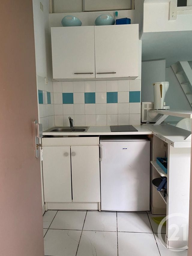 Appartement Studio &agrave; louer - 1 pi&egrave;ce - 16,05 m2 - Fontainebleau - 77 - ILE-DE-FRANCE