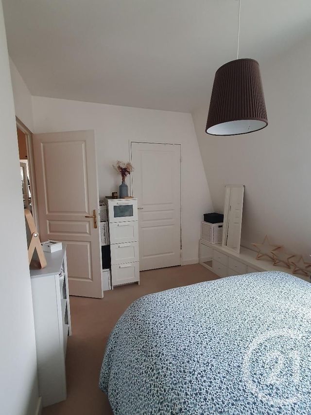 Appartement 2 pièces &agrave; louer - 2 pi&egrave;ces - 42,44 m2 - Avon - 77 - ILE-DE-FRANCE