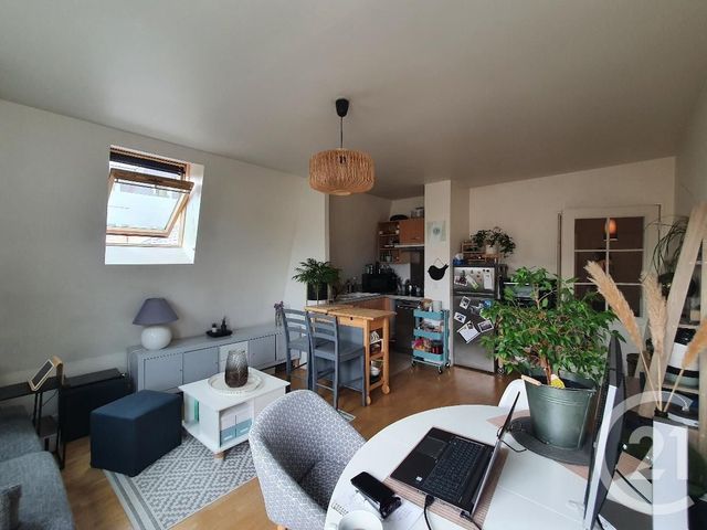 Appartement 2 pièces &agrave; louer - 2 pi&egrave;ces - 42,44 m2 - Avon - 77 - ILE-DE-FRANCE