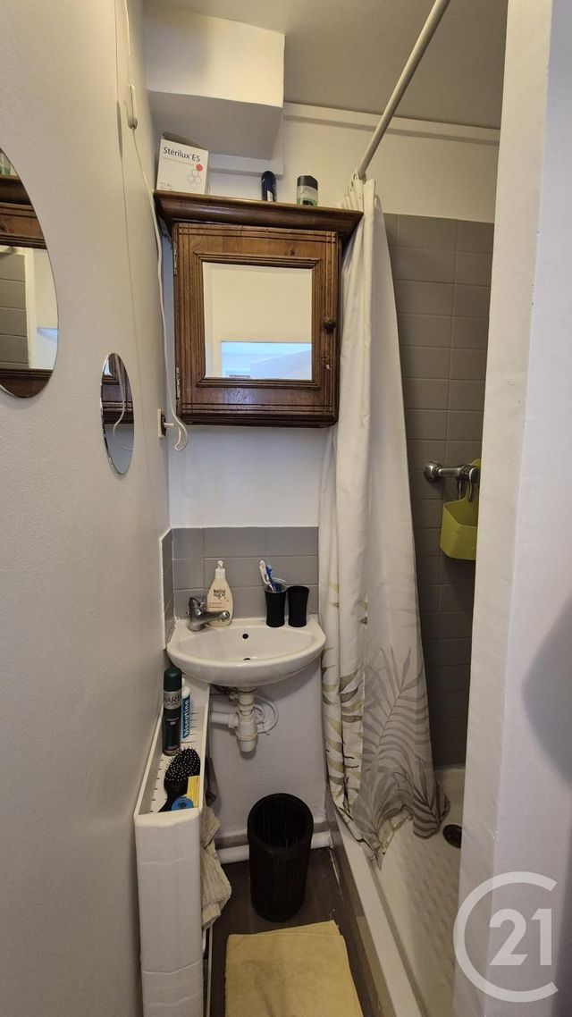Appartement T1 &agrave; louer - 1 pi&egrave;ce - 18,68 m2 - Avon - 77 - ILE-DE-FRANCE
