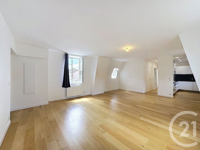 Appartement 3 pièces &agrave; vendre - 3 pi&egrave;ces - 70,60 m2 - Fontainebleau - 77 - ILE-DE-FRANCE