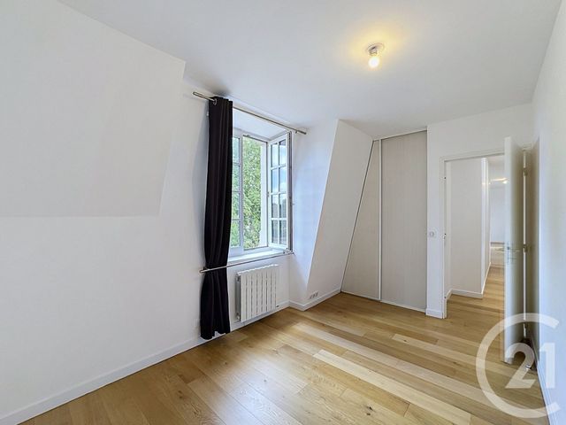 Appartement 3 pièces &agrave; vendre - 3 pi&egrave;ces - 70,60 m2 - Fontainebleau - 77 - ILE-DE-FRANCE