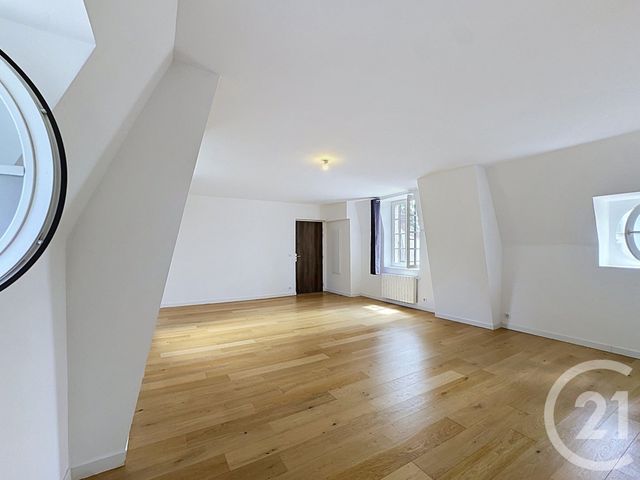 Appartement 3 pièces &agrave; vendre - 3 pi&egrave;ces - 70,60 m2 - Fontainebleau - 77 - ILE-DE-FRANCE