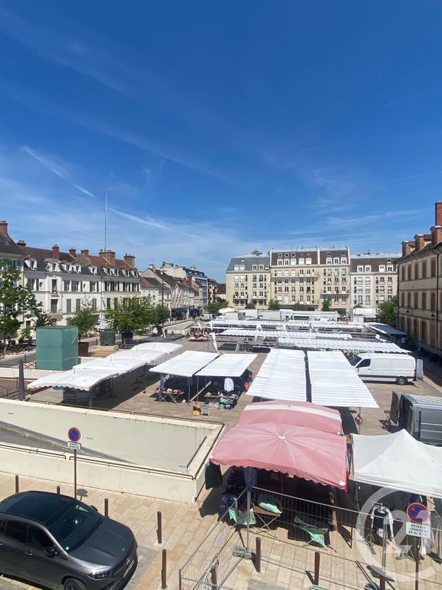 Appartement 2 pièces &agrave; louer - 2 pi&egrave;ces - 32,19 m2 - Fontainebleau - 77 - ILE-DE-FRANCE