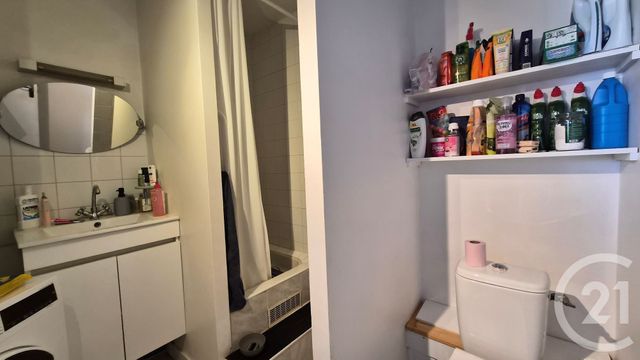 Appartement 2 pièces &agrave; louer - 2 pi&egrave;ces - 32,19 m2 - Fontainebleau - 77 - ILE-DE-FRANCE