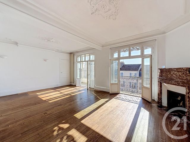 Appartement 4 pièces &agrave; vendre - 4 pi&egrave;ces - 103,27 m2 - Fontainebleau - 77 - ILE-DE-FRANCE