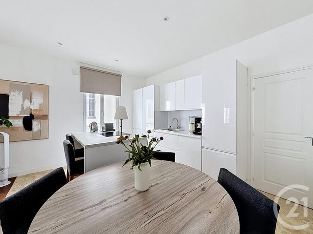 Maison &agrave; vendre - 5 pi&egrave;ces - 107,68 m2 - Fontainebleau - 77 - ILE-DE-FRANCE