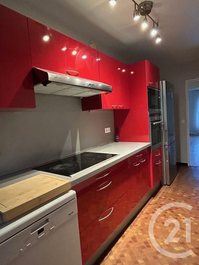 Appartement 4 pièces &agrave; louer - 4 pi&egrave;ces - 110,49 m2 - Fontainebleau - 77 - ILE-DE-FRANCE