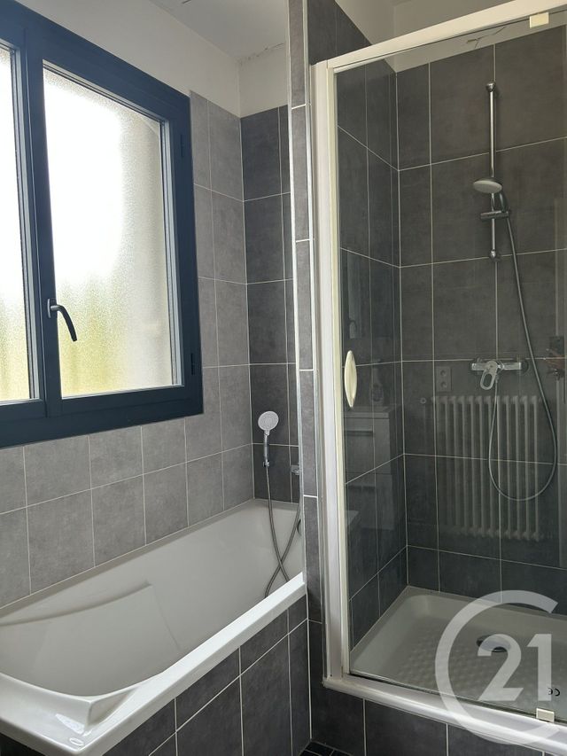 Appartement F3 &agrave; louer - 3 pi&egrave;ces - 53,40 m2 - Bois Le Roi - 77 - ILE-DE-FRANCE