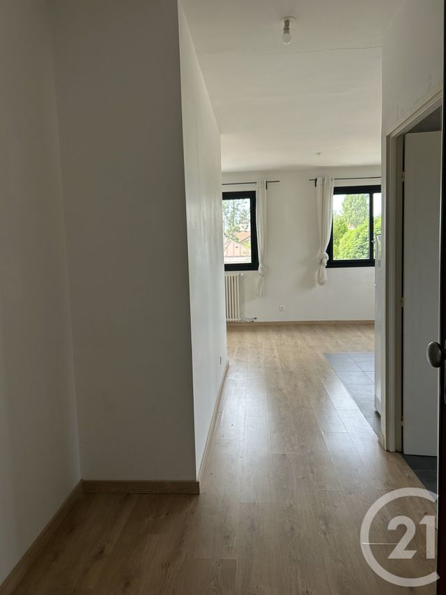 Appartement F3 &agrave; louer - 3 pi&egrave;ces - 53,40 m2 - Bois Le Roi - 77 - ILE-DE-FRANCE