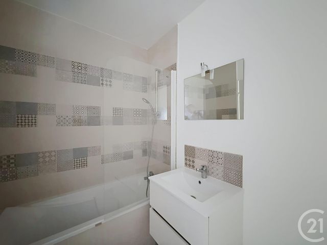 Appartement 4 pièces &agrave; vendre - 4 pi&egrave;ces - 92,58 m2 - Avon - 77 - ILE-DE-FRANCE
