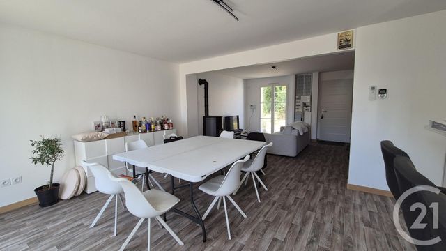 Maison &agrave; louer - 4 pi&egrave;ces - 90,60 m2 - Ury - 77 - ILE-DE-FRANCE