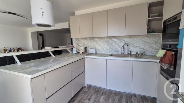 Maison &agrave; louer - 4 pi&egrave;ces - 90,60 m2 - Ury - 77 - ILE-DE-FRANCE
