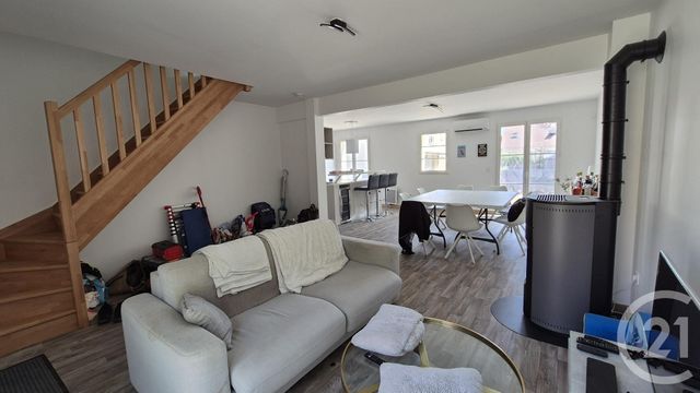 Maison &agrave; louer - 4 pi&egrave;ces - 90,60 m2 - Ury - 77 - ILE-DE-FRANCE