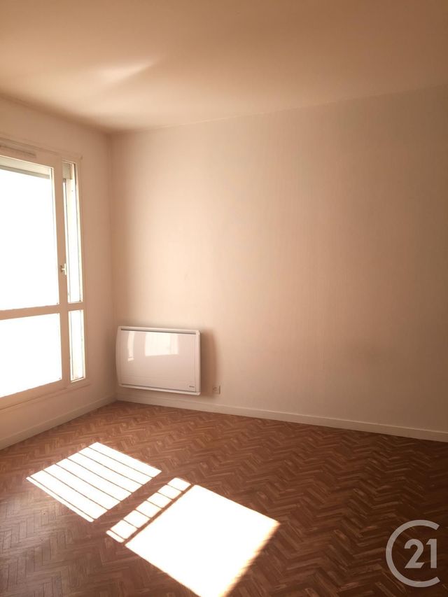 Appartement 2 pièces &agrave; louer - 2 pi&egrave;ces - 45,83 m2 - Avon - 77 - ILE-DE-FRANCE