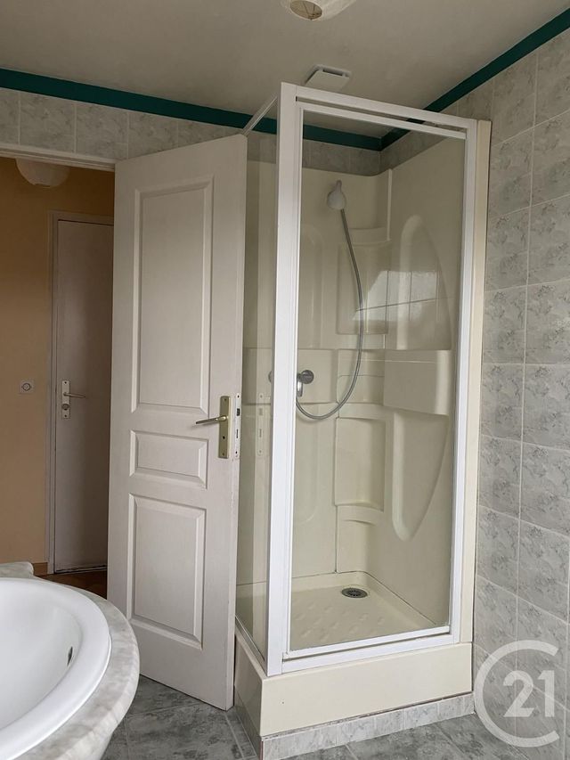 Appartement 3 pièces &agrave; louer - 3 pi&egrave;ces - 47,61 m2 - St Mammes - 77 - ILE-DE-FRANCE