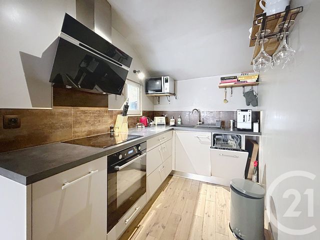 Appartement 2 pièces &agrave; louer - 2 pi&egrave;ces - 57,97 m2 - Fontainebleau - 77 - ILE-DE-FRANCE